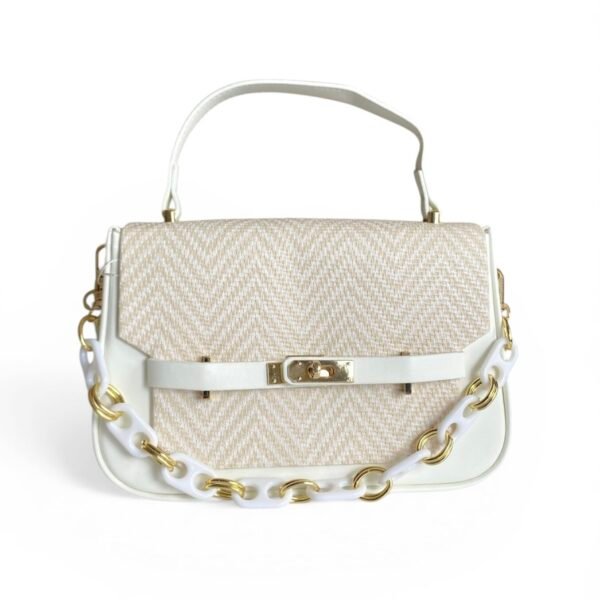 Bolso mediano tipo tejido color blanco