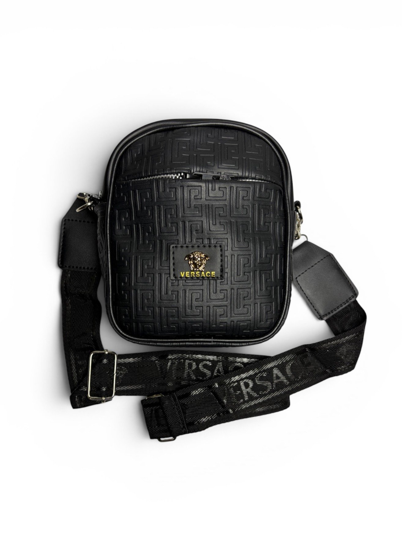 Carriel pequeño con correa diseño alto relieve logo dorado