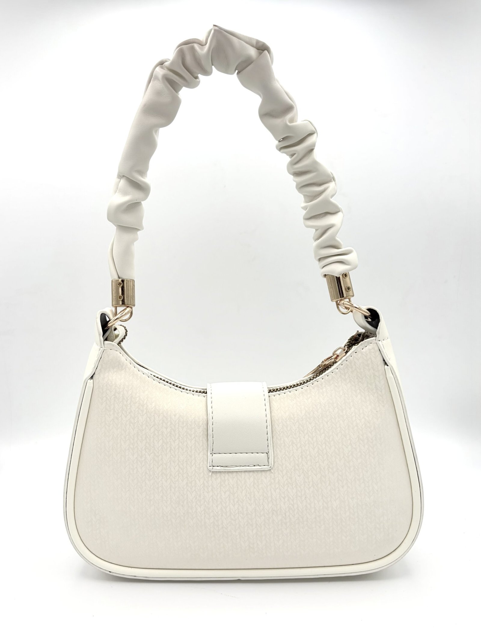 Bolso tipo scrunchie blanco hueso - Imagen 4