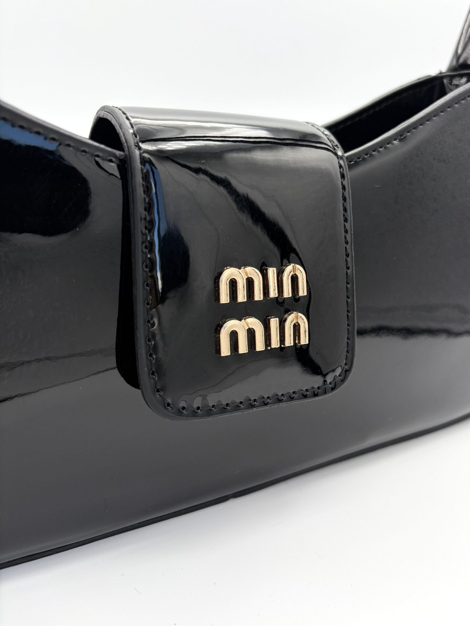 Bolso charol negro - Imagen 5