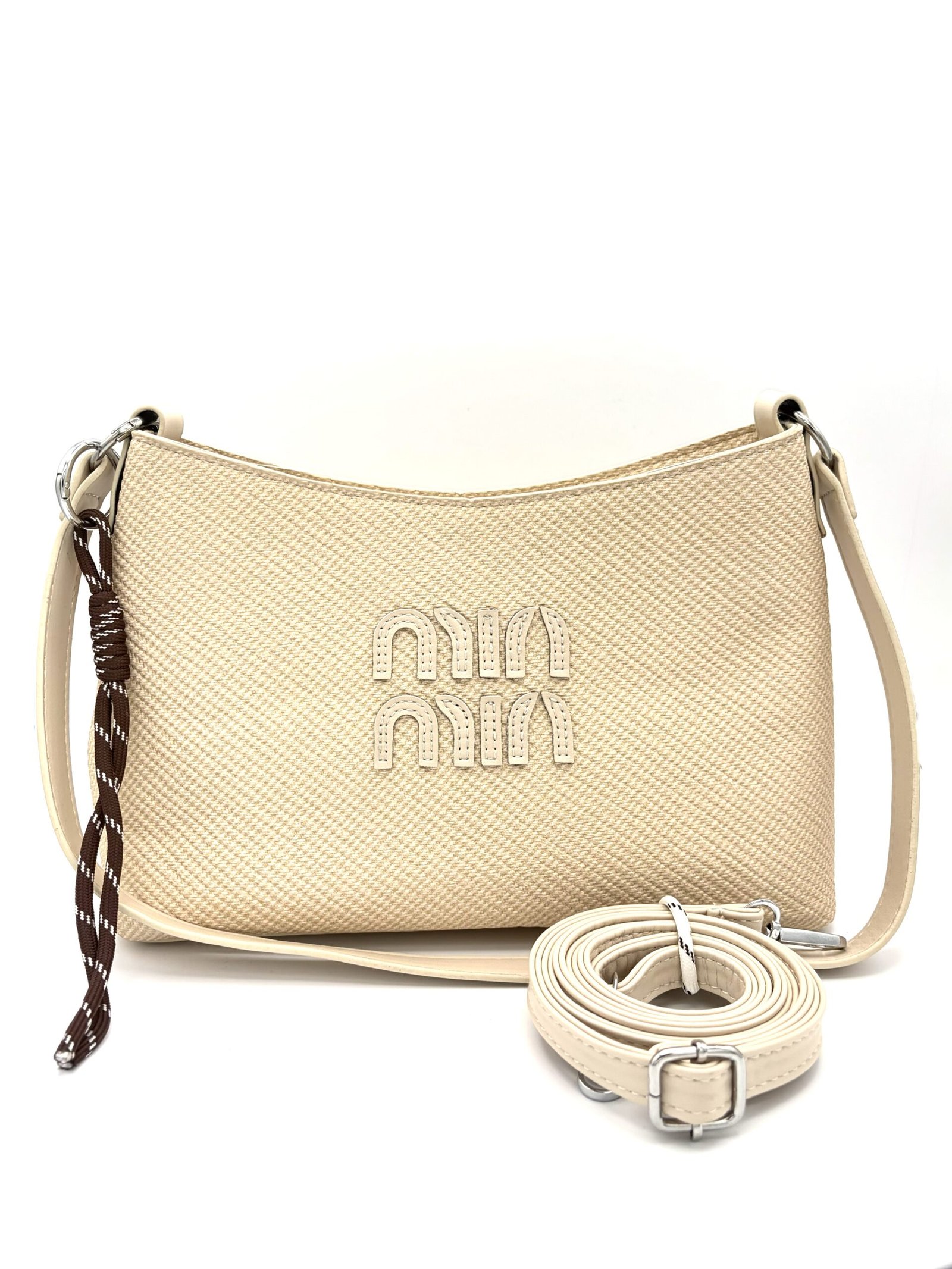 Bolso mediano textura tipo tejido beige - Imagen 5