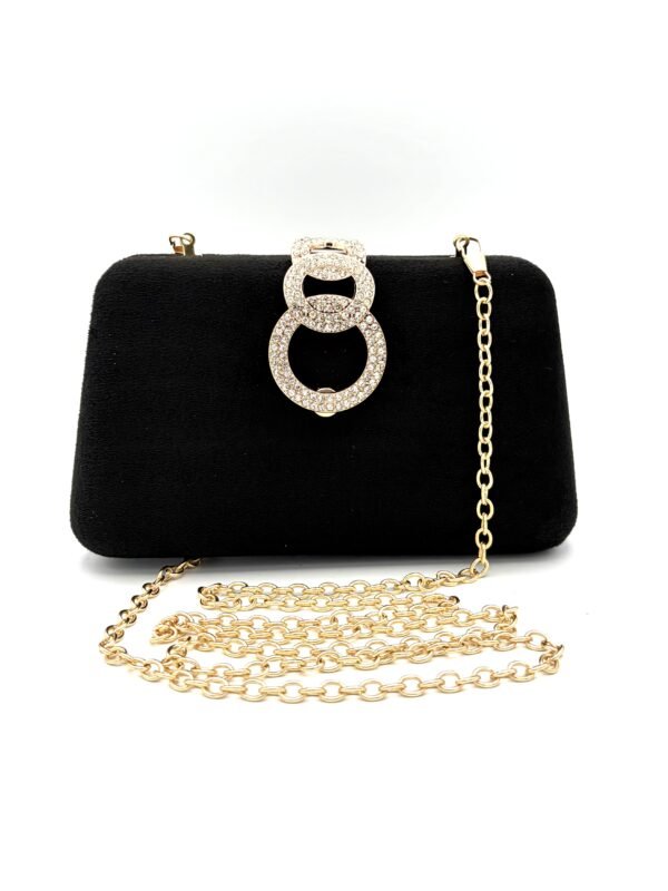 Clutch de terciopelo negro