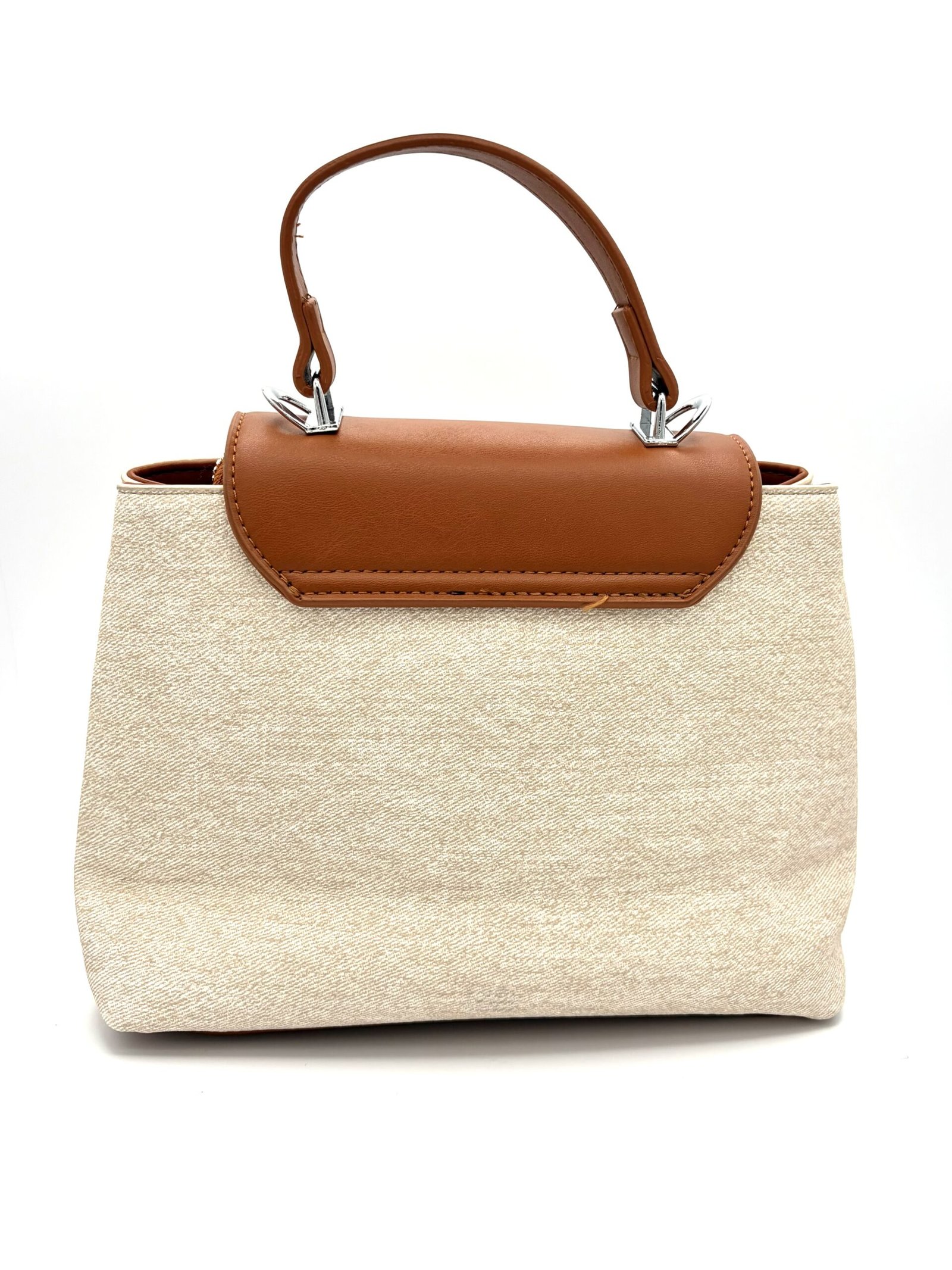 Bolso pequeño con cadena de moño beige con camel - Imagen 4