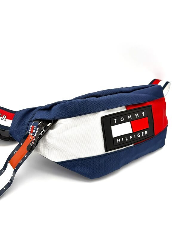 Canguro tommy tela azul con blanco